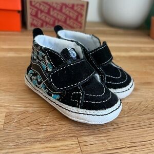 Vans Baby Toddler Dino Velcro Soft Sole Shoes size 3